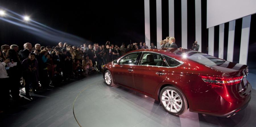  Toyota Avalon 2013 года  (фото 54 из 54)